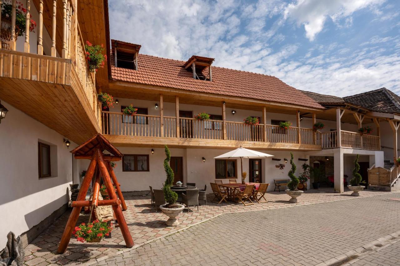 Casa Brutarului Crit Hotel Exterior photo